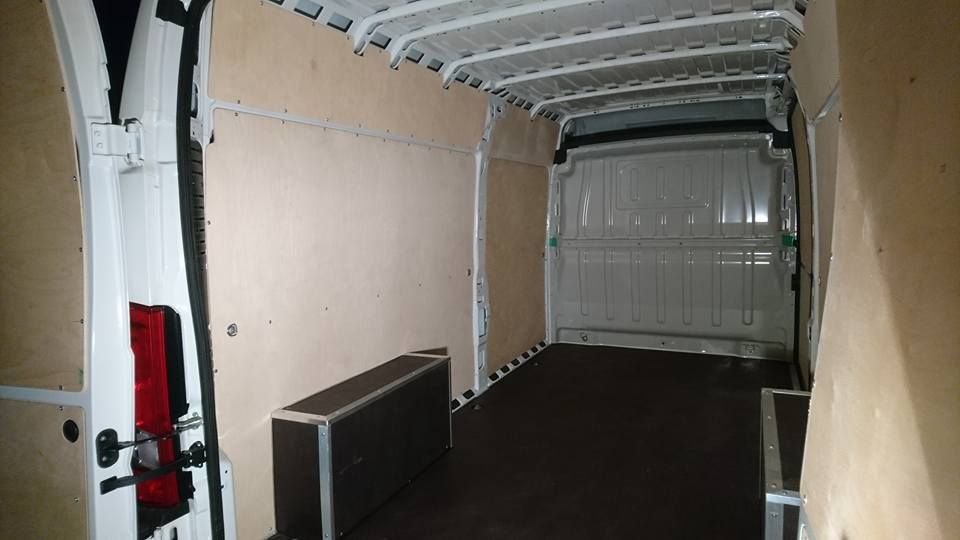 Zabudowa aut dostawczych Fiat Ducato L2H2