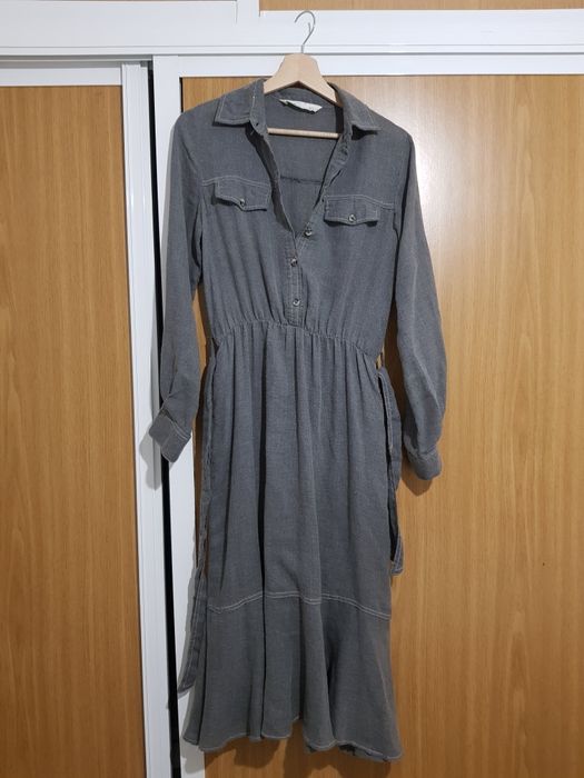 Vestido cinzento da Zara
