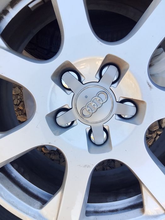 Jantes aro 17 com pneus novos 5 furos