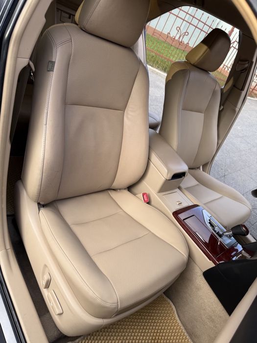 Продам Toyota Camry 50 2.5 газ/бенз офіційна на автоматі