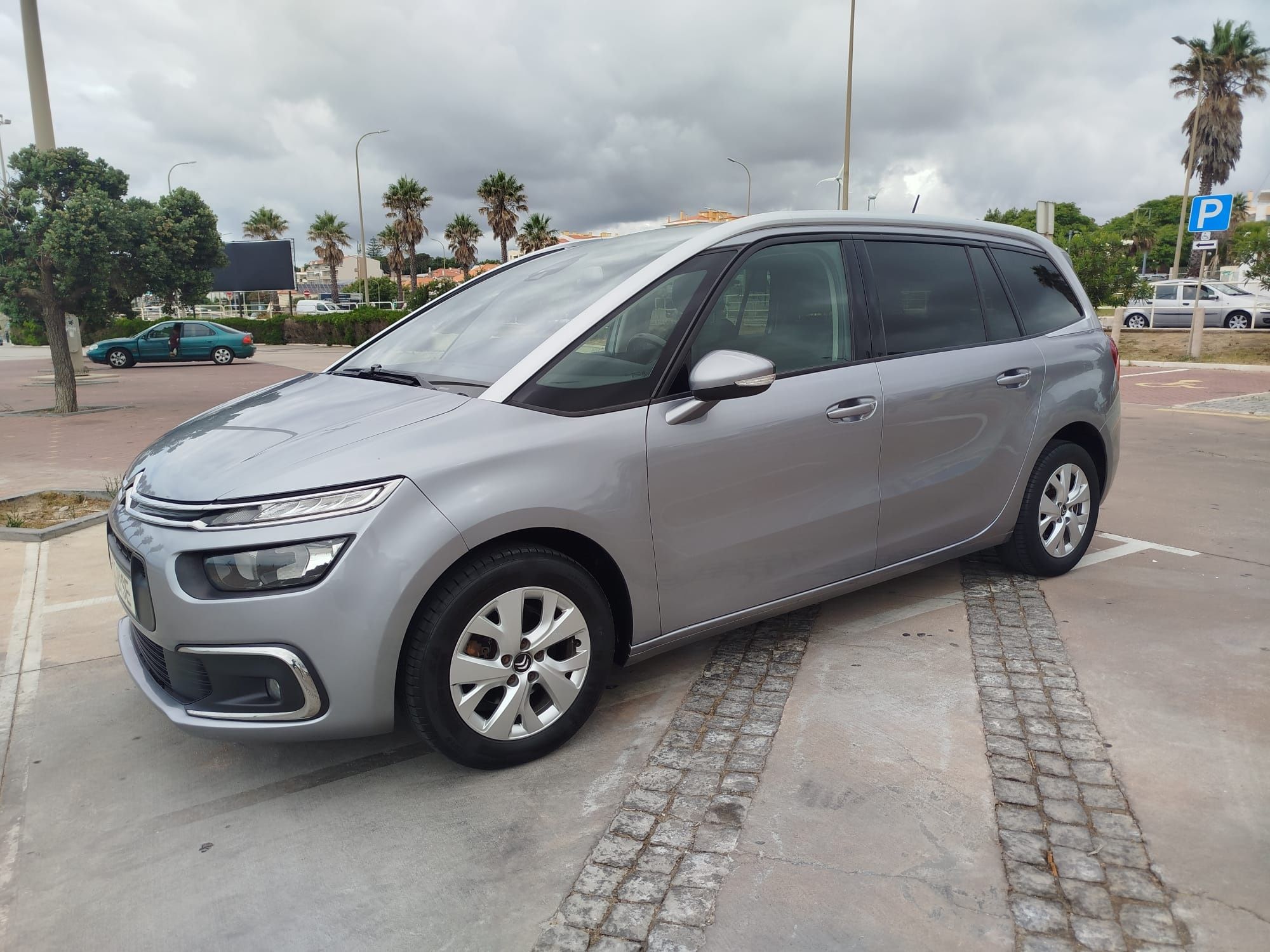 Citroen C4 grand Picasso de 2018 1.6 hdi (7 lugares )