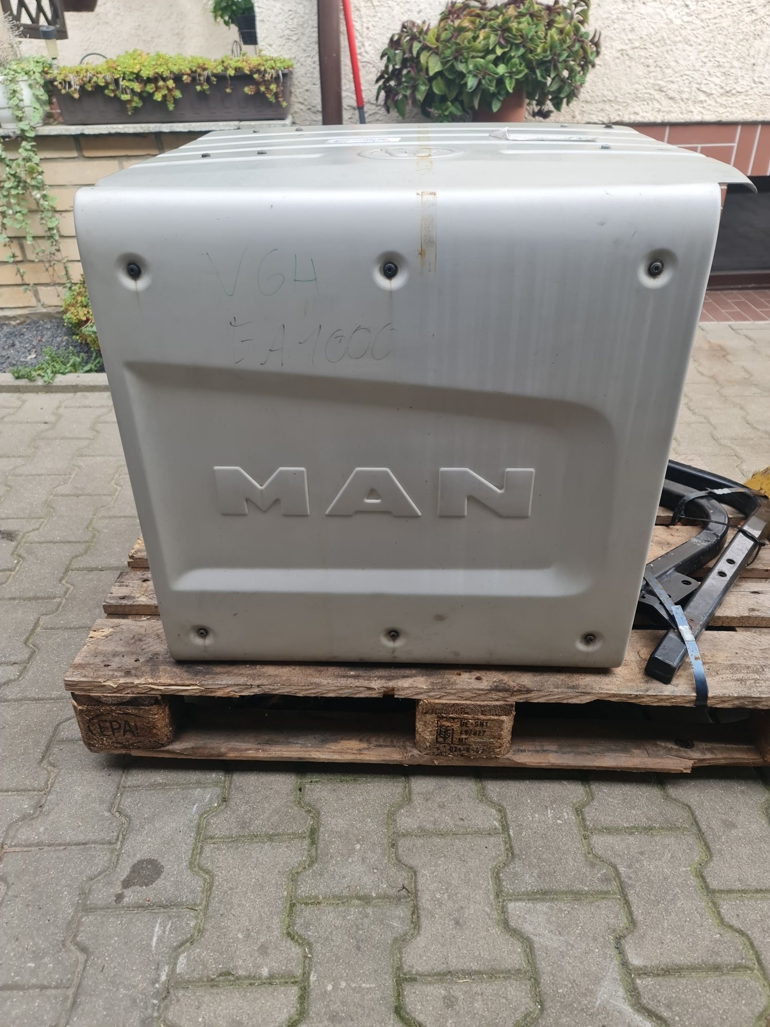 Katalizator dpf  tłumik scr man tgx tg3 tgs stan bdb gwarancja faktura