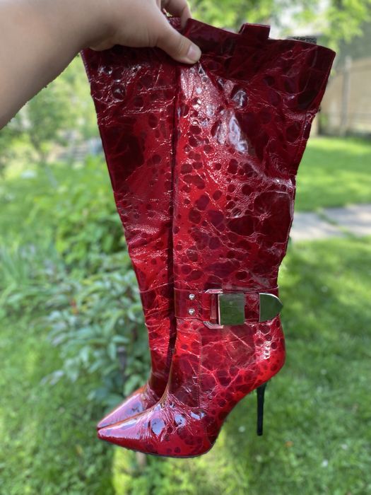 Чоботи червоні 37-38 р