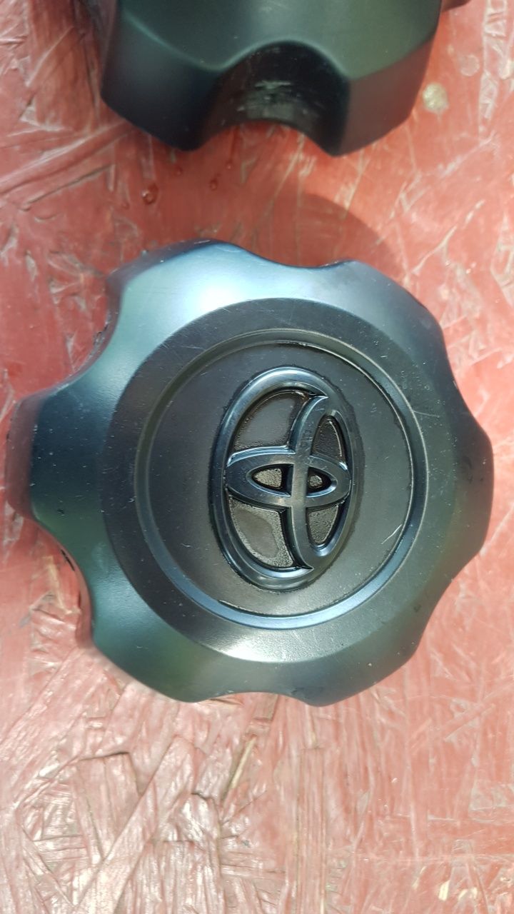 Колпак диска toyota hilux тойота хайлюкс 4260B-0K100