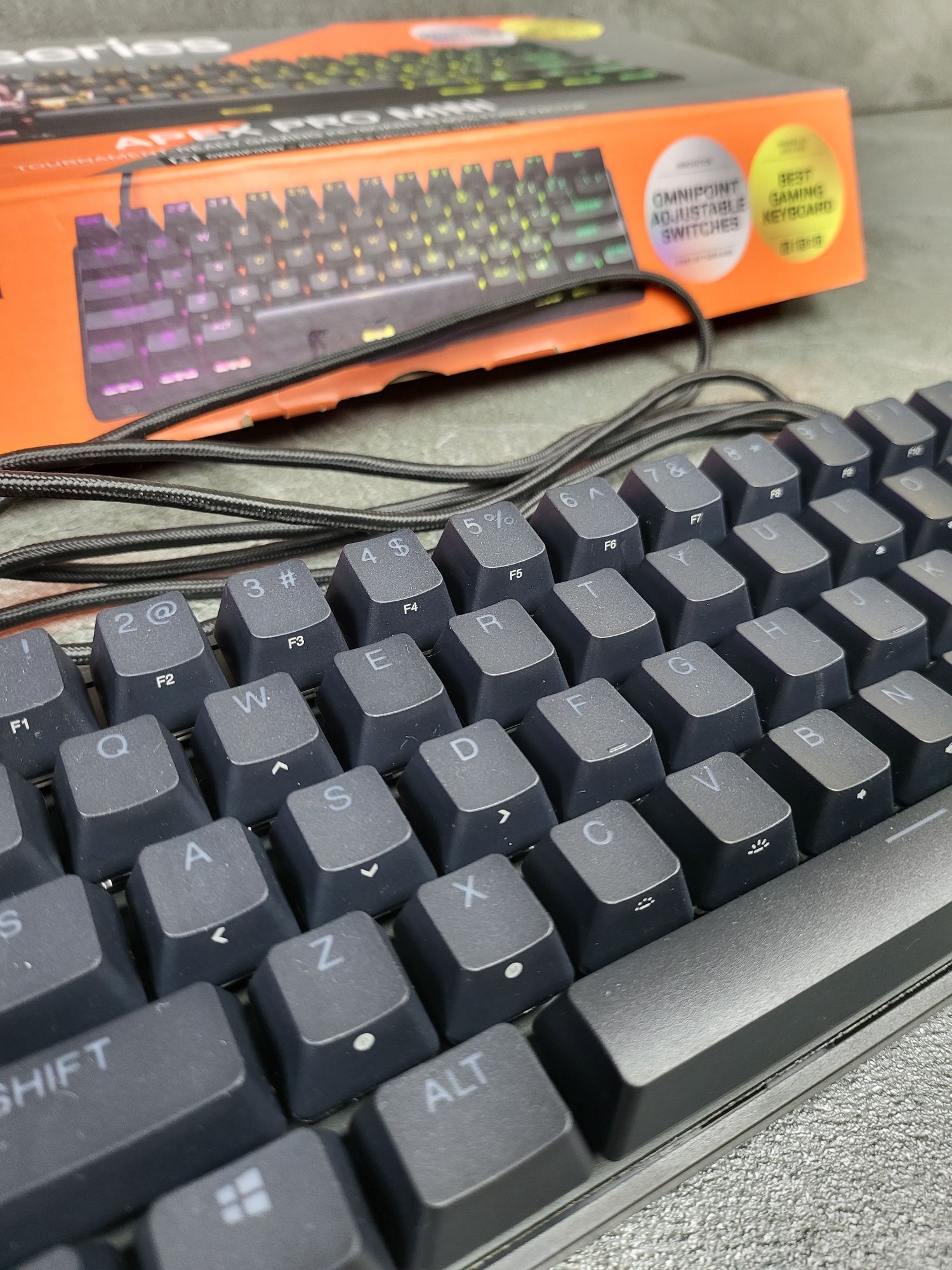 Ігрова клавіатура SteelSeries Apex PRO mini