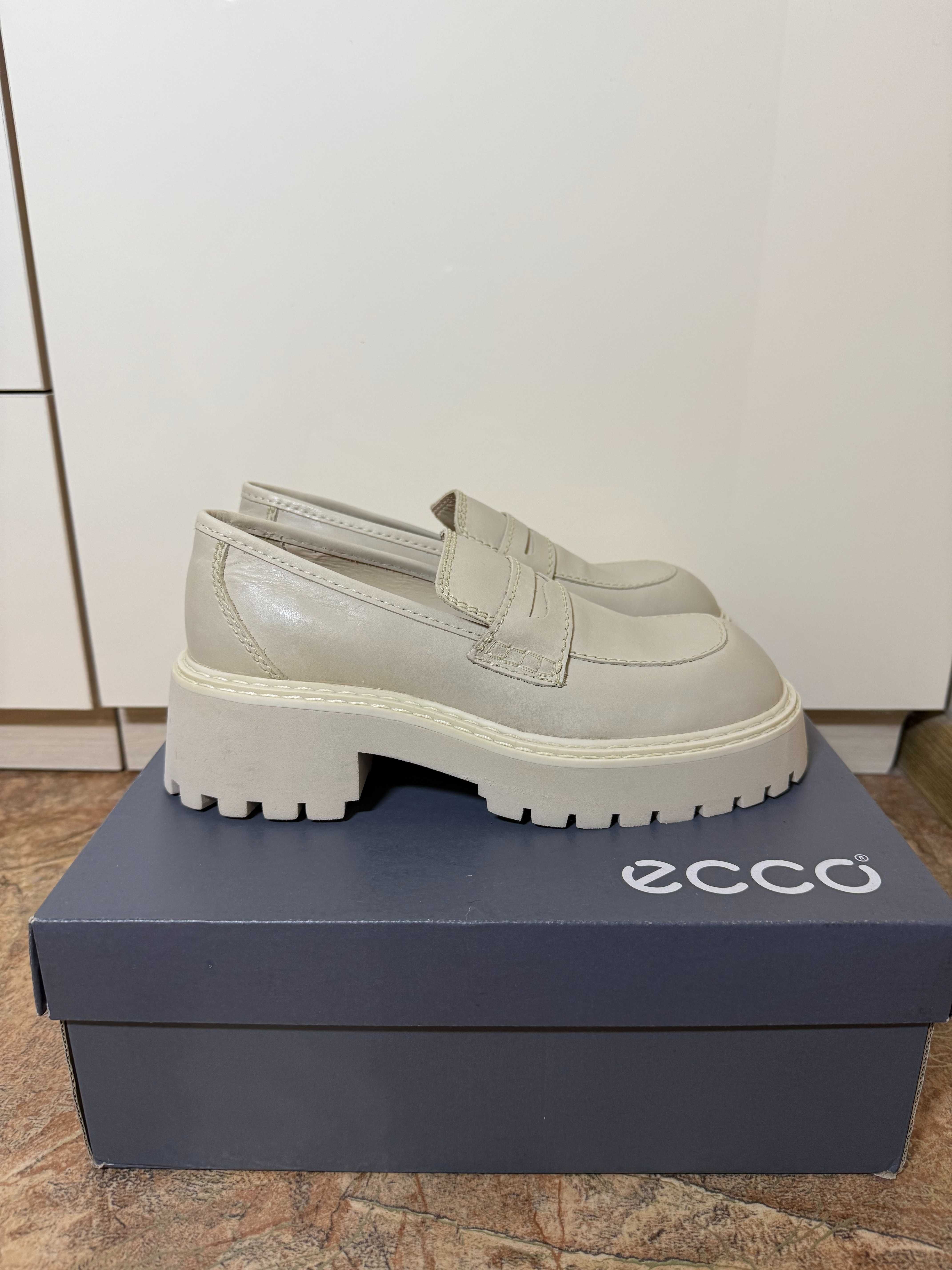 Нові лофери Mango, 39 розмір