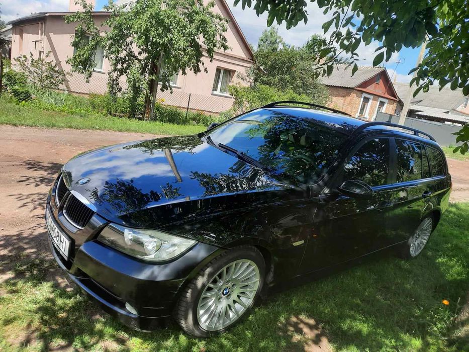 Продам  BMW 318I