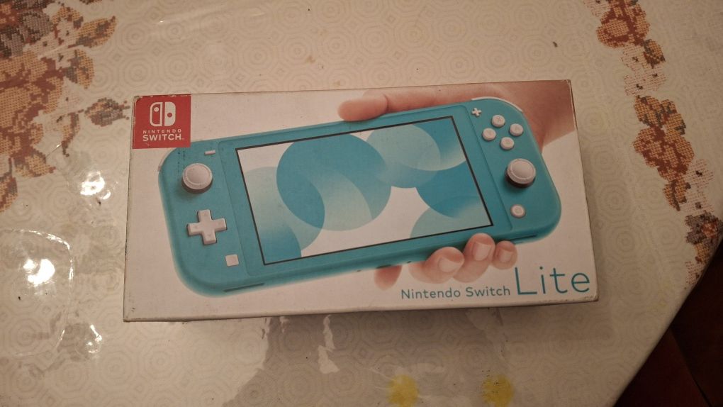 Nintendo Switch Lite 32GB como nova