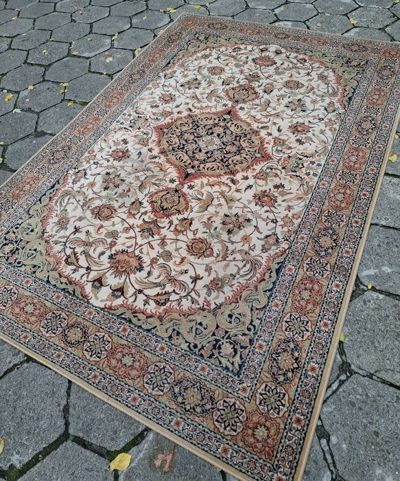 Agnella dywan isfahan