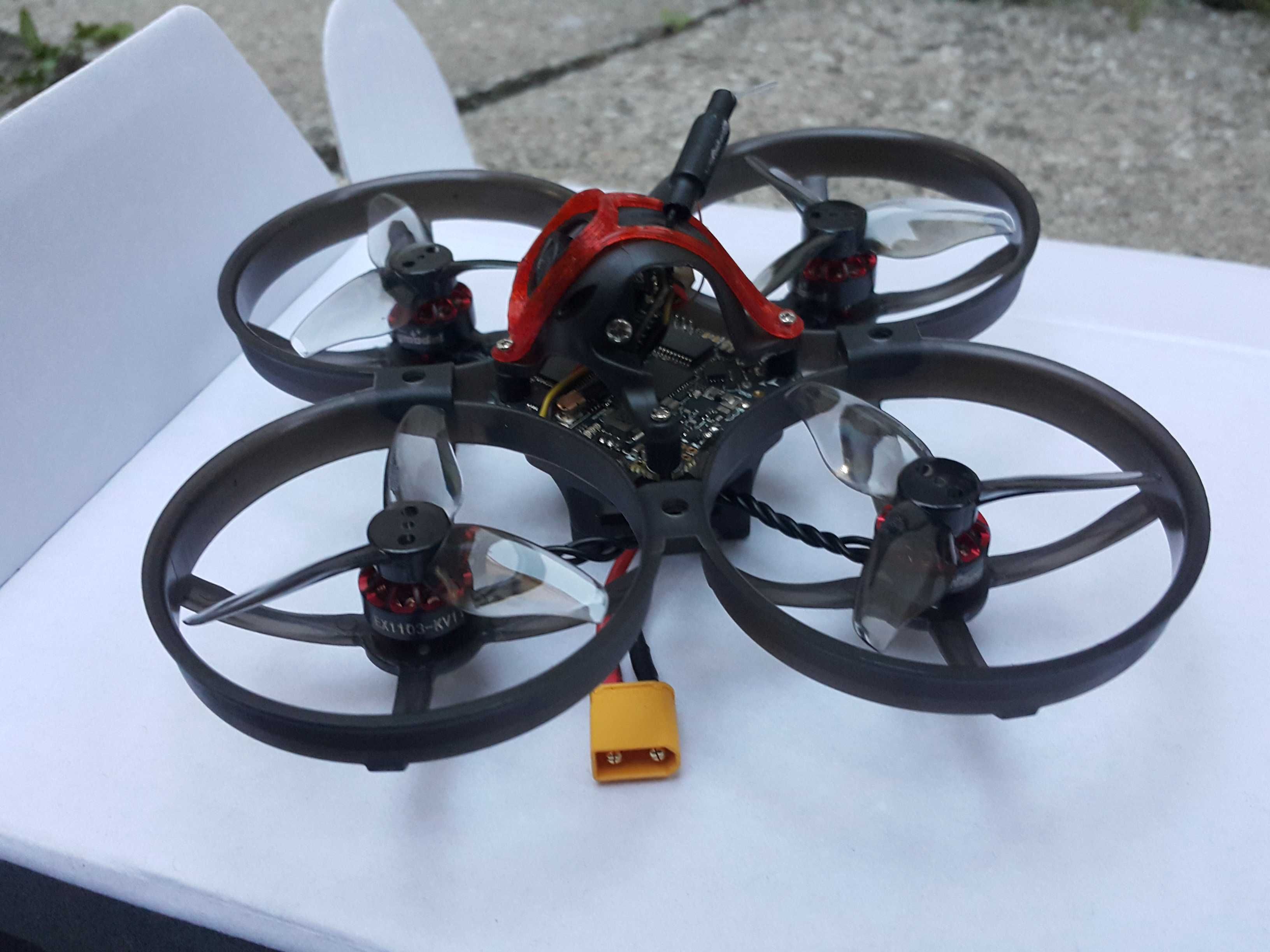 Dron Happymodel Mobula8 1-2S 85mm Micro FPV FRSKY TinyWhoop