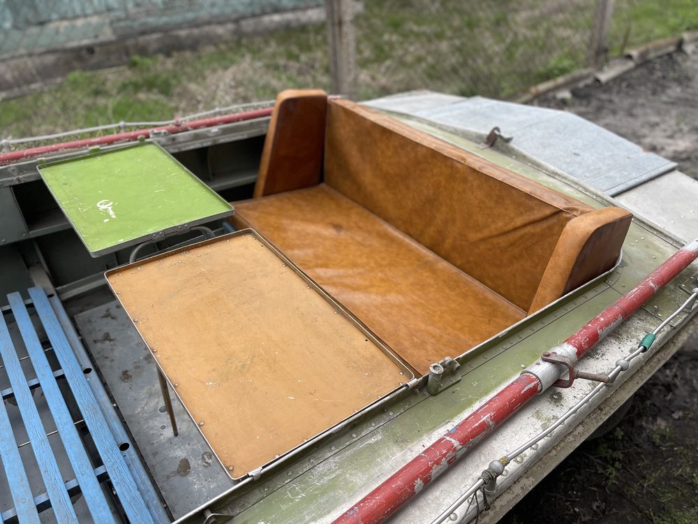 Продам лодку прогресс