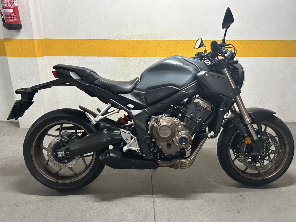 Honda cb 650R de 2023
