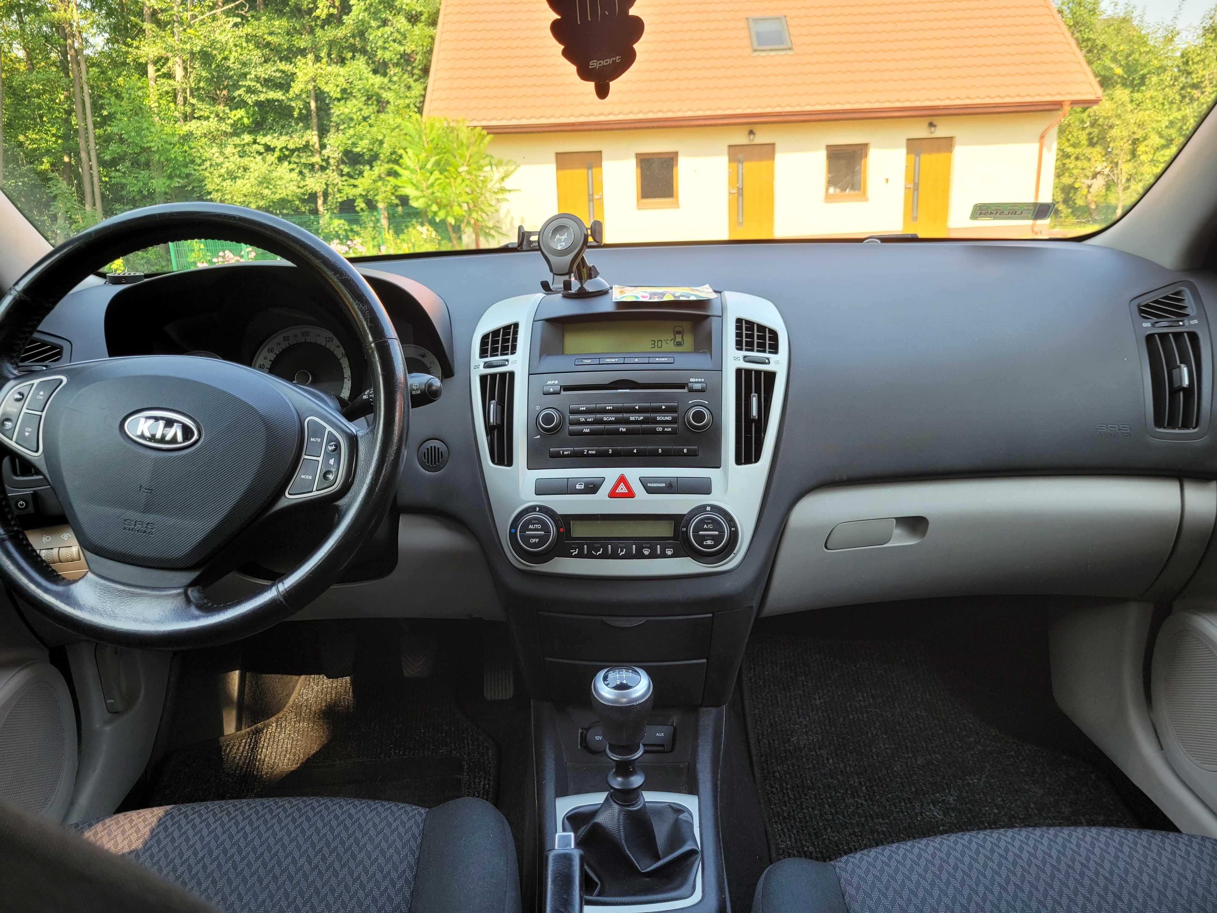 KIA Cee'd SW 2008 r. doinwestowana I ZADBANA