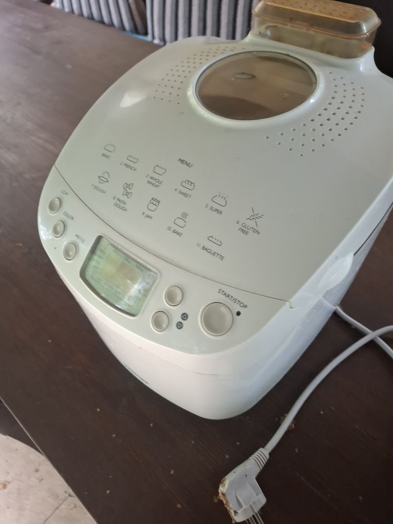 Wypiekacz maszyna automat do chleba Zelmer BM1000
