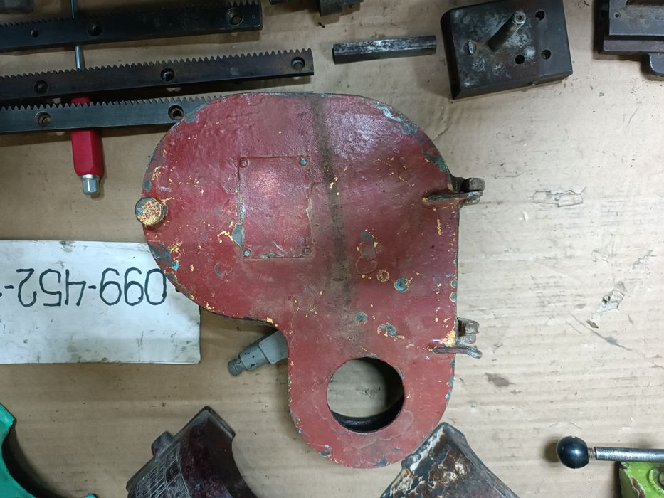 Гітара фартук рейка гвинт поперечка піддон токарний станок ТВ 16