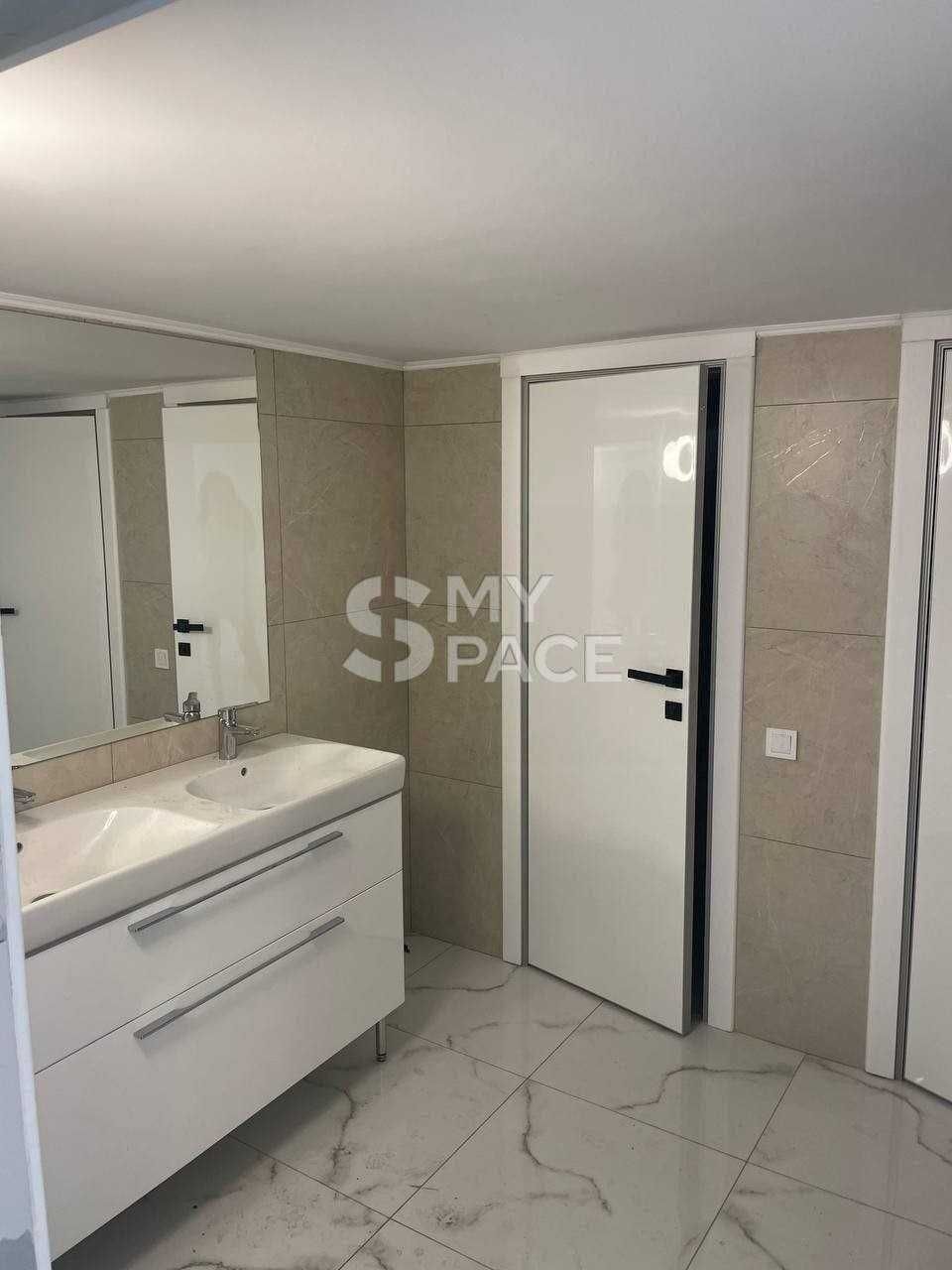 Офіс, 1100 м2, ТОРГ, Подол,З Новим ремонтом