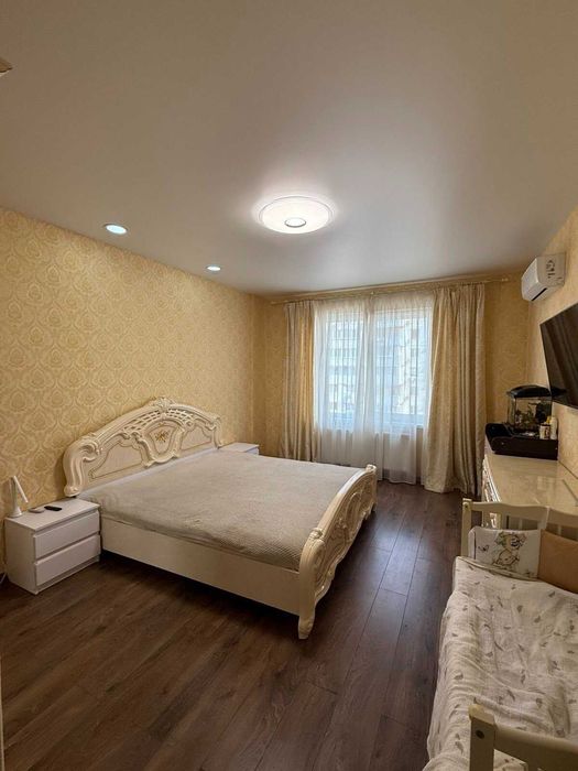 2 комн. квартира в ЖМ Радужном