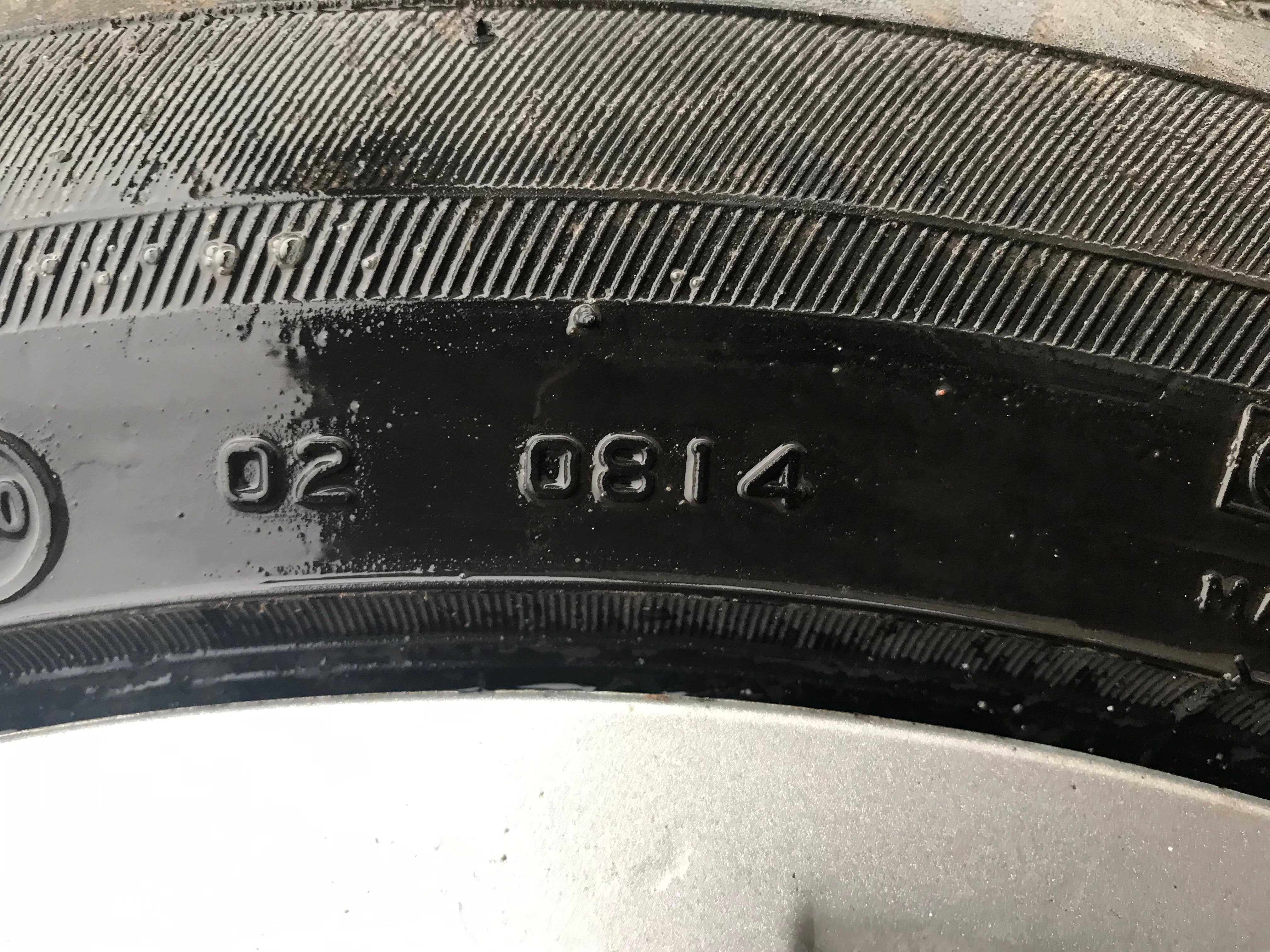 стальні диски r16 BMW 5*120 зрезиною205/55/16BrigestoneTuranza ER-300I