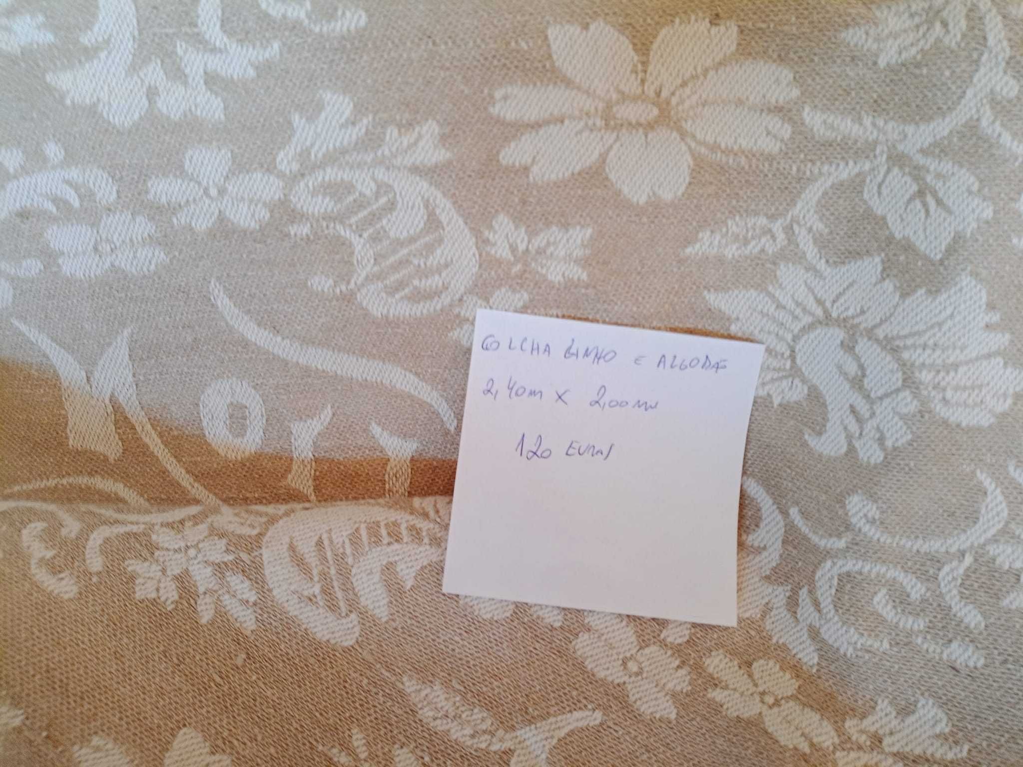 Cobertor em lã feito na Serra da Estrela