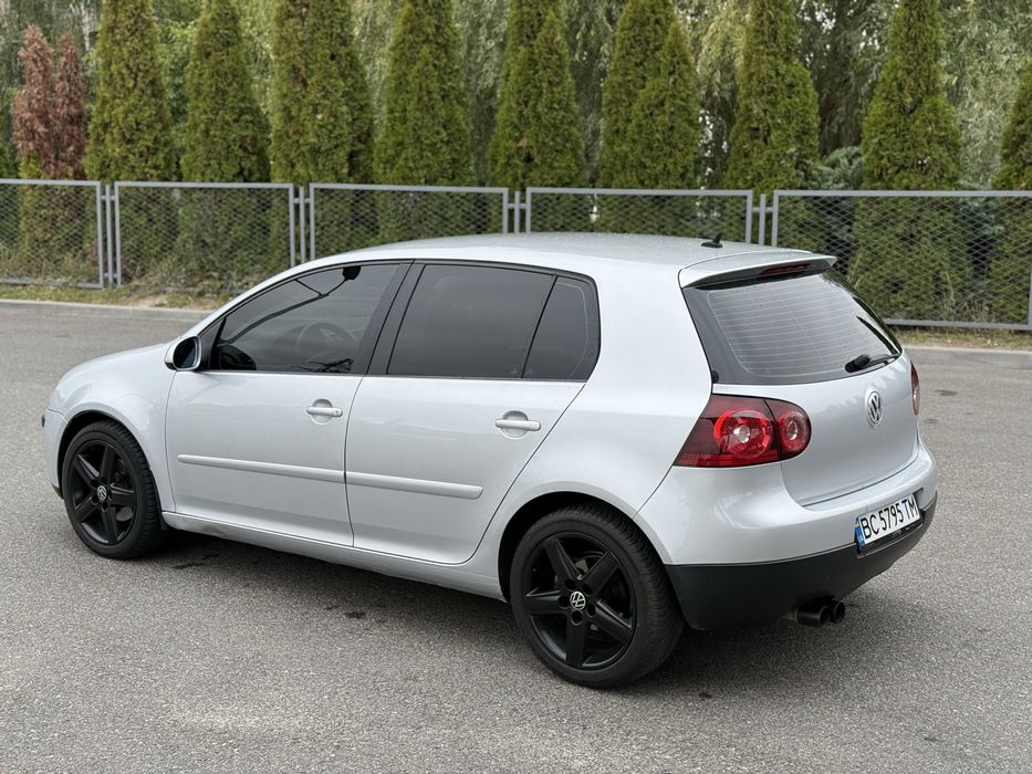 VOLKSWAGEN GOLF V 2005 , 2.0 полный привод , в идеальном состоянии