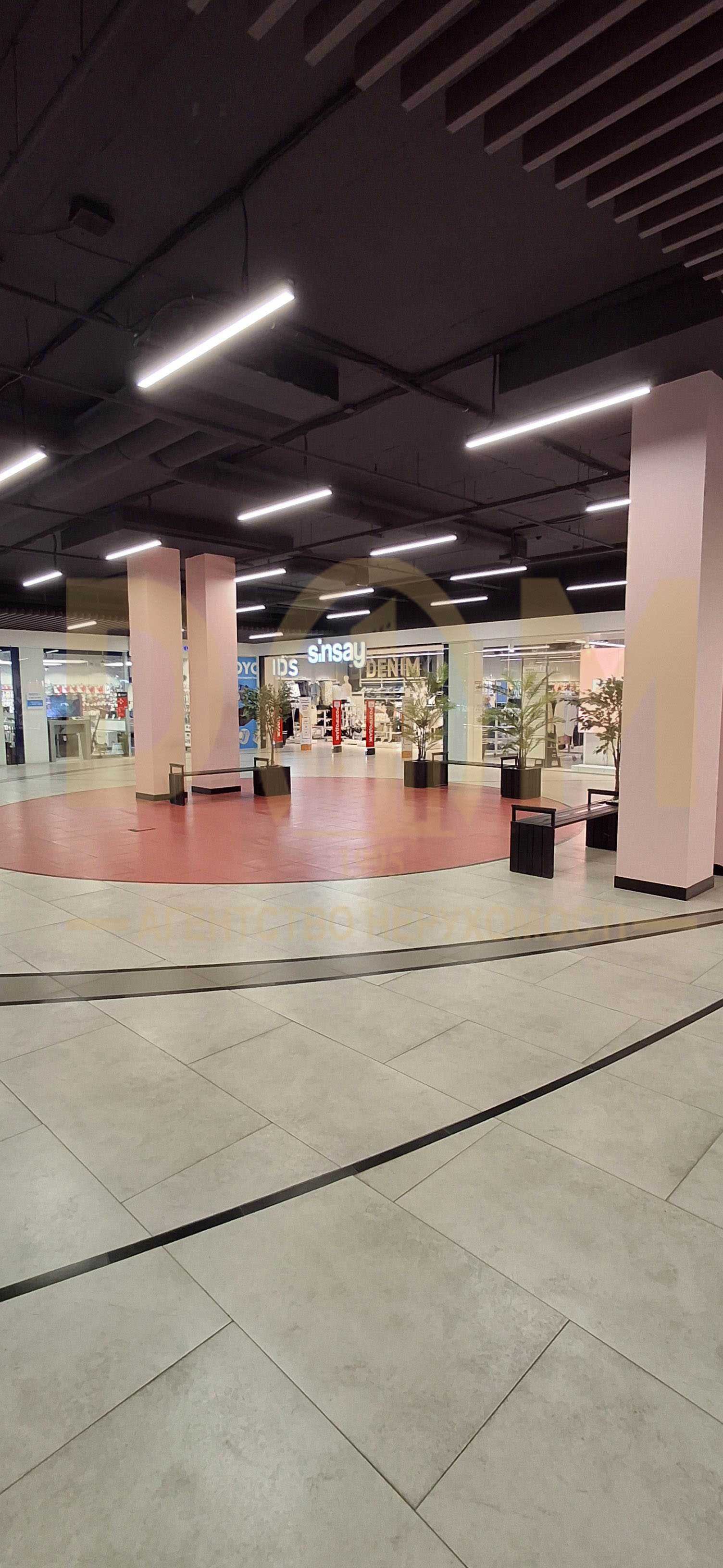 Продам приміщення 347м, Вишневе, вул. Київська, 2-Л, ТЦ Cherry Mall