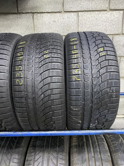 Зимові шини 235/40 R18 (95V) NOKIAN