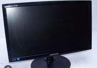 Monitor samsung 19 cali plus dodatki