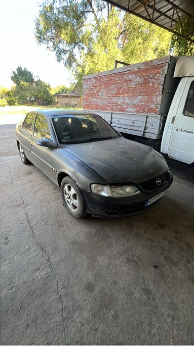 Продам опель на ходу