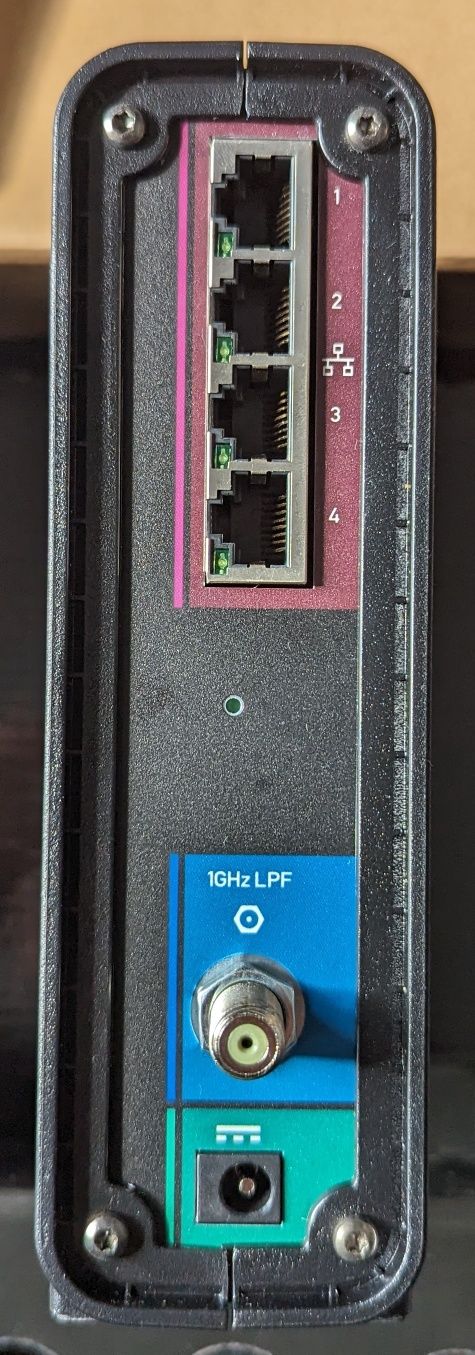 Router Motorola SURFboard SBG6580 - jak nowy
