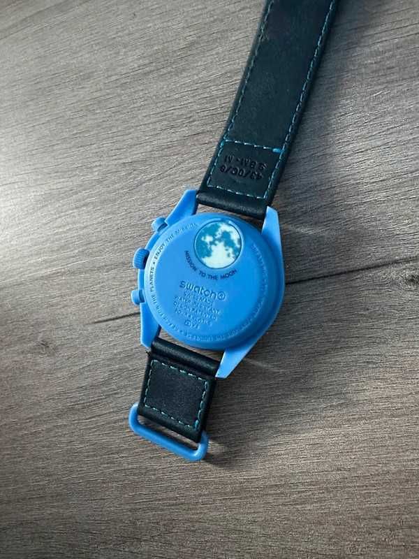 Omega x Swatch Super Niebieski Księżyc: Bioceramika z Faza Księżyca