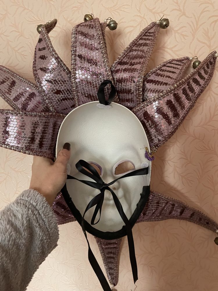 Венецианская  маска