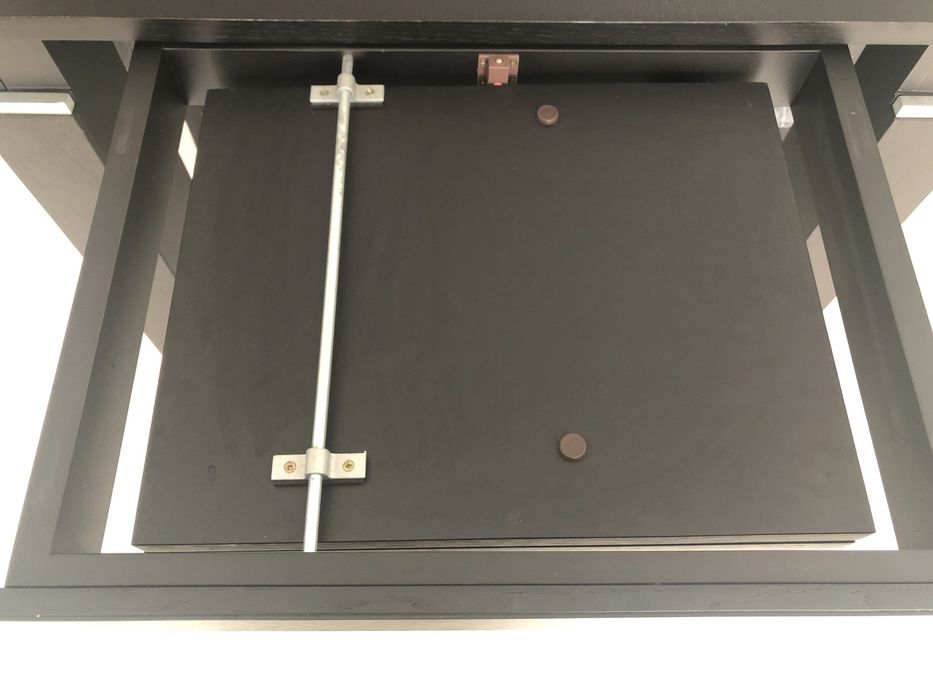 Mesa e aparador de sala de jantar