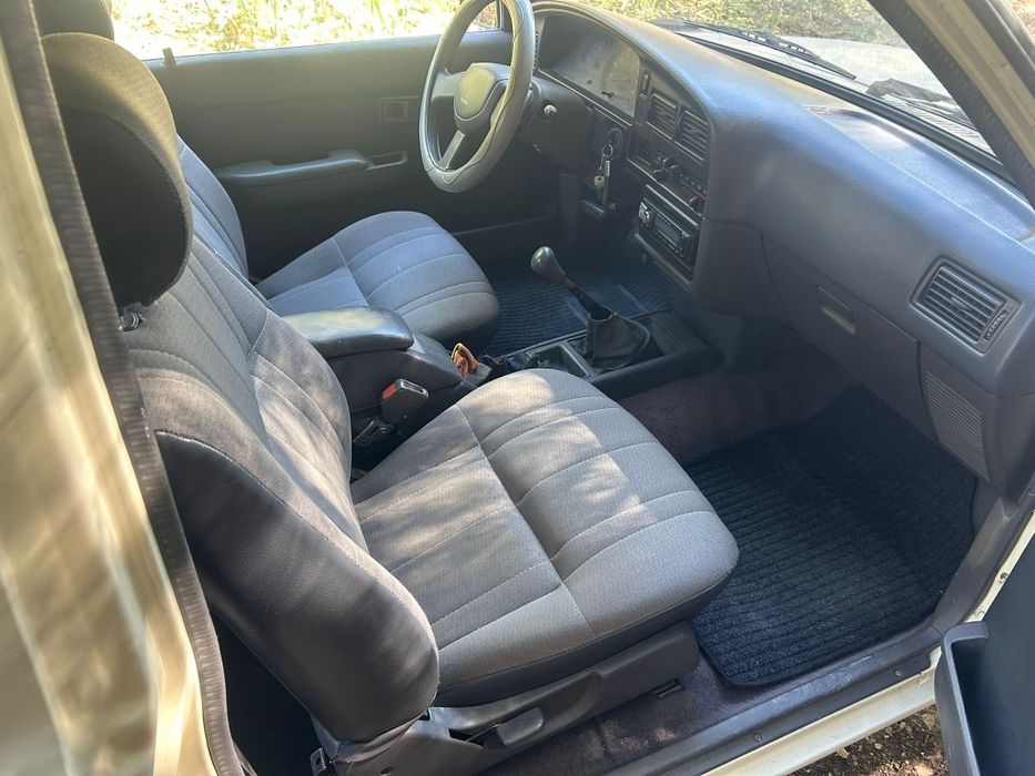 Toyota hilux 2.4d king cab