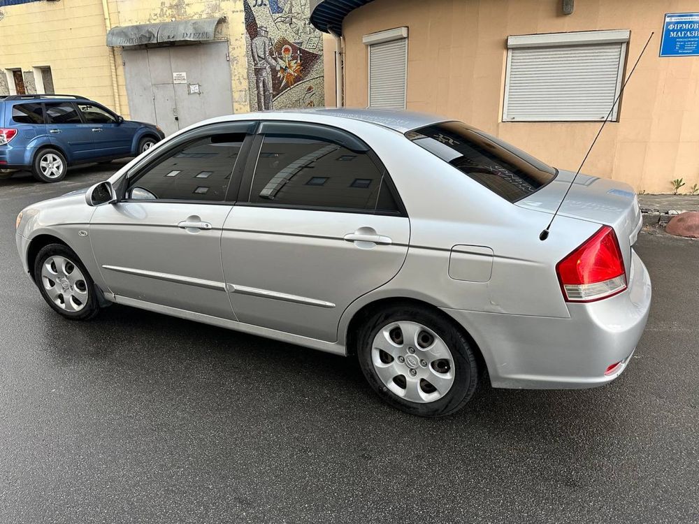 Продам Kia Cerato 1.6