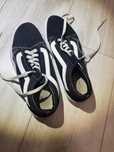 Чорні кеди (vans)