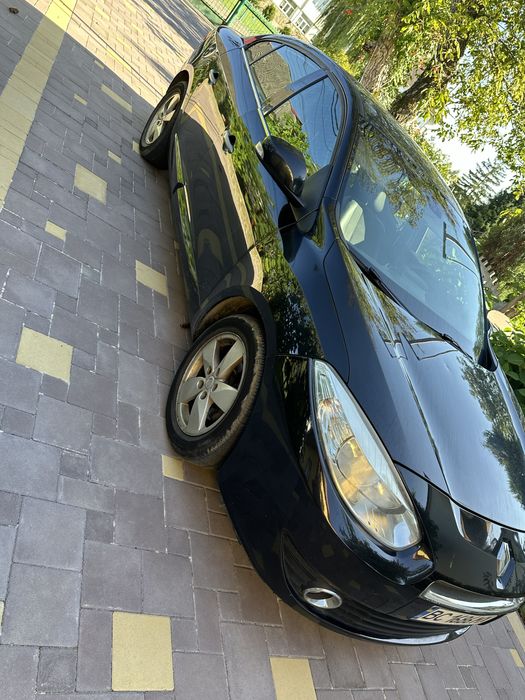 Рено флюєнс 2010