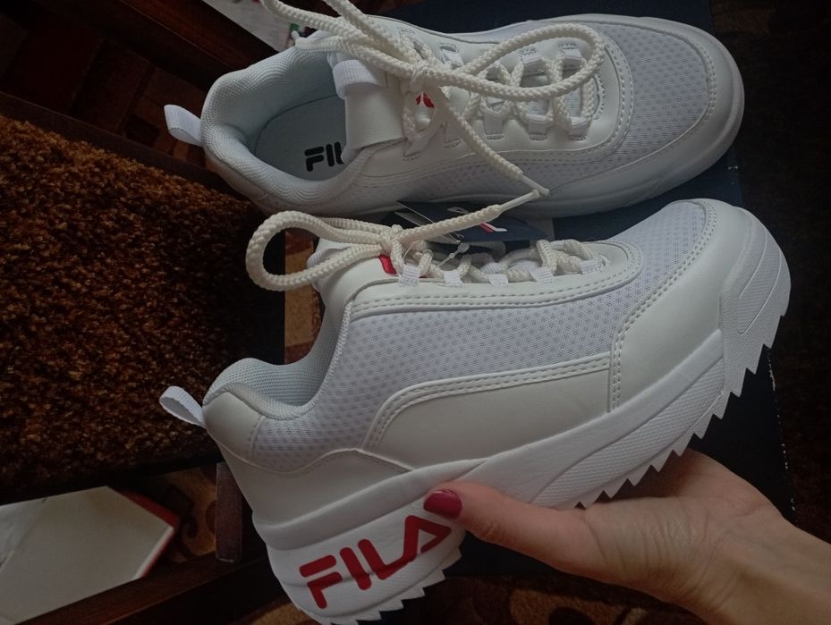 Нові кросівки оригінал Fila 38р 24,5см