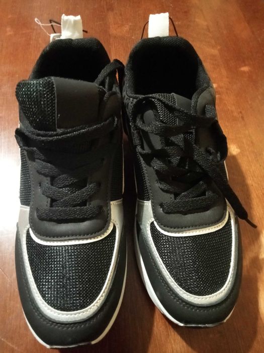 Nowe buty sportowe cleve rozmiar 38 adidasy damskie męskie uniseks