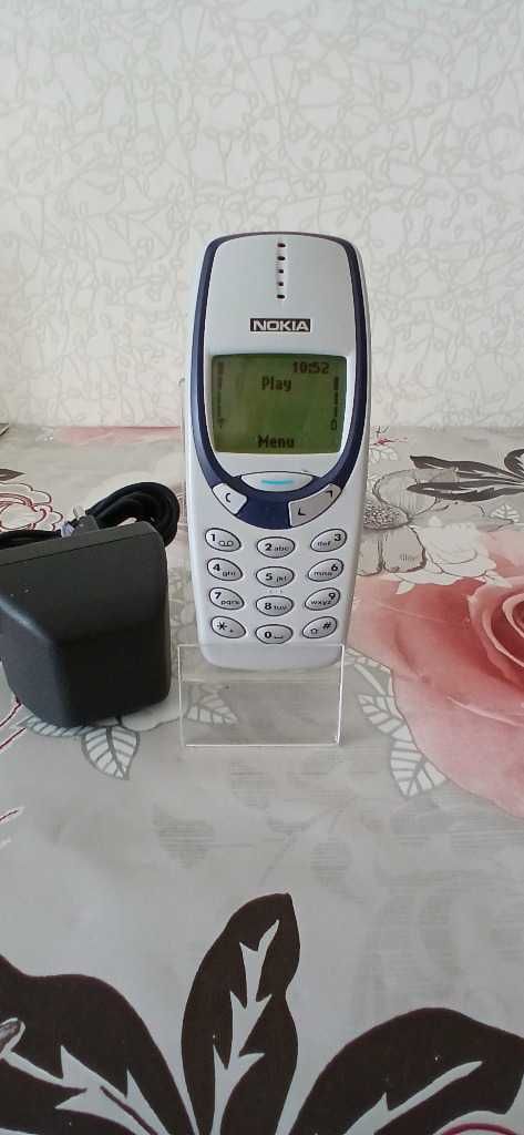 Nokia 3310.3330 z ładowarkami