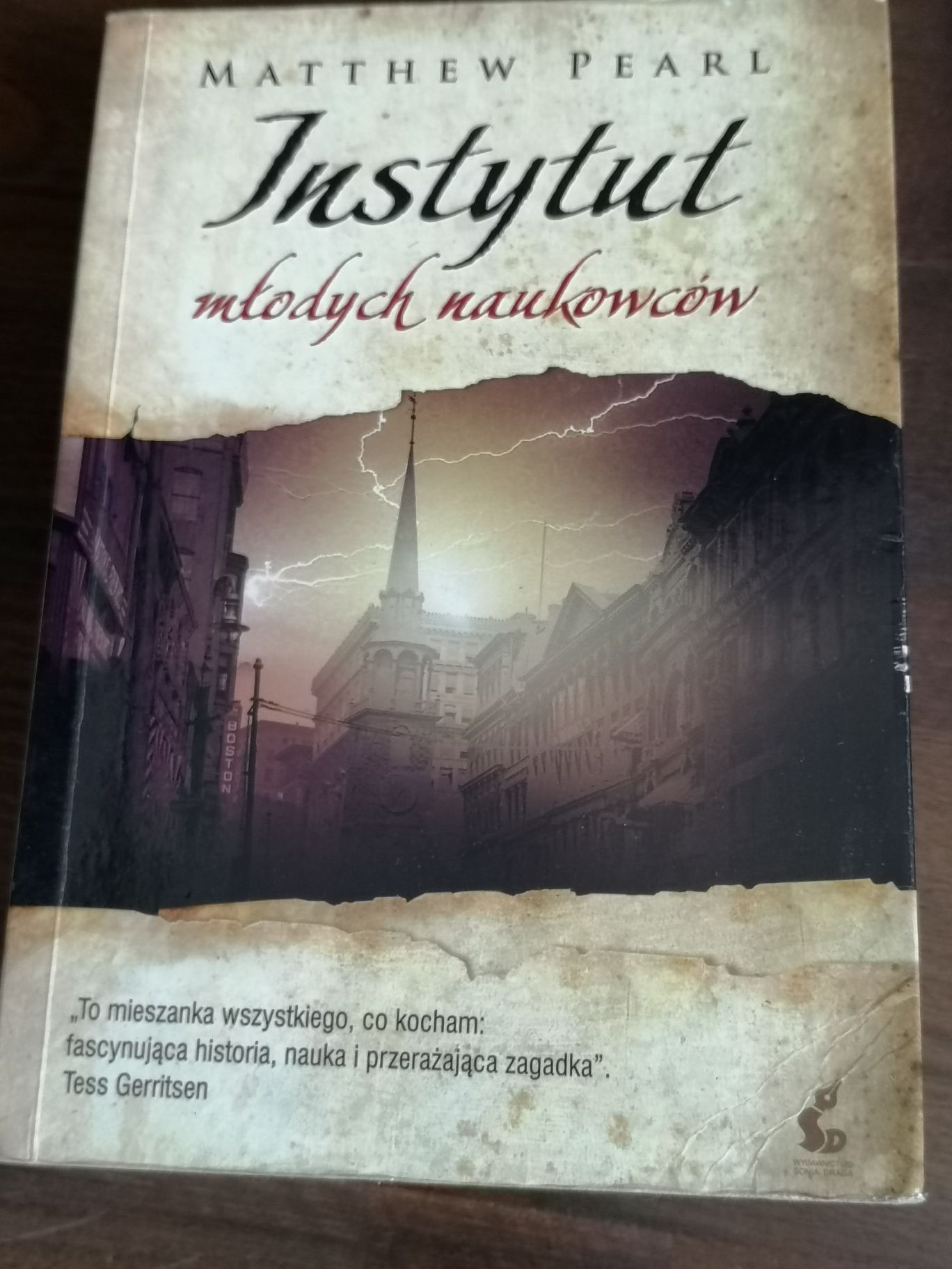 Matthew Pearl "Instytut młodych naukowców"