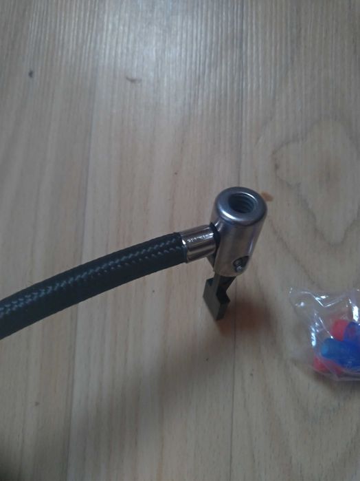 Насос електричний акумуляторний автонасос Компресор