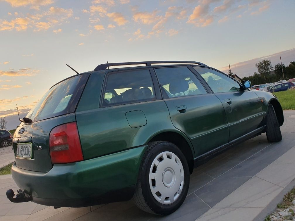 AUDI A4 B5 * * 1.8 Benzyna 125KM * * Mroźna Klimatyzacja * *