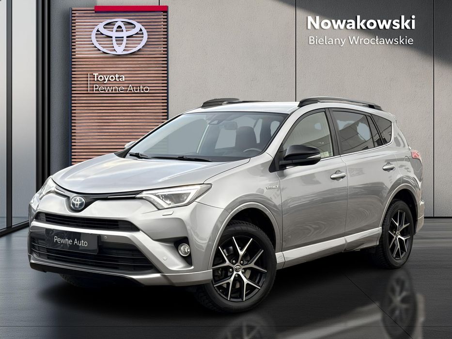 Toyota RAV4 2.5 Hybrid Selection 4x4 | automat