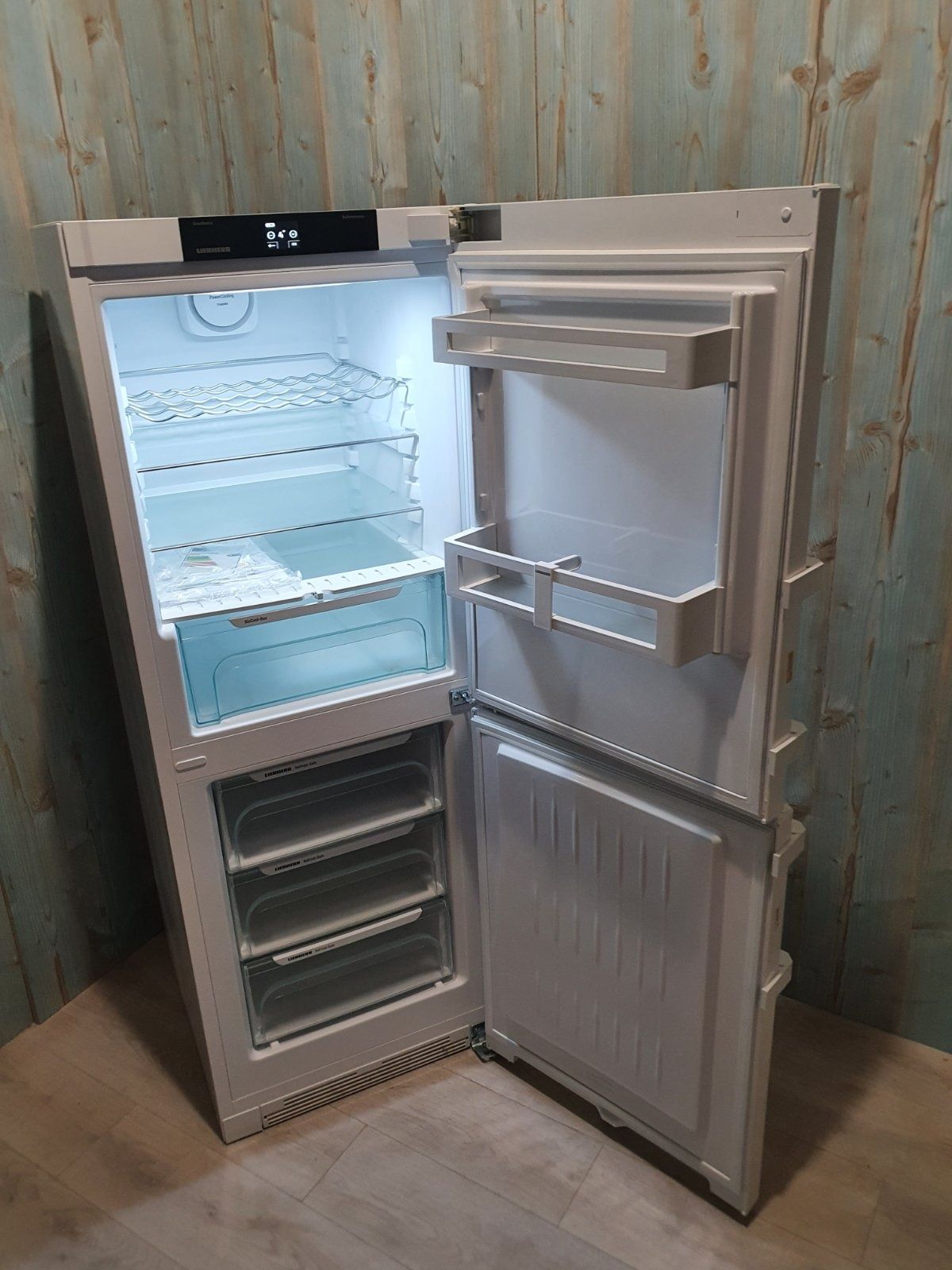 Холодильник Liebherr 3715, Идеал, TachPod, PoverCooling, Андроид