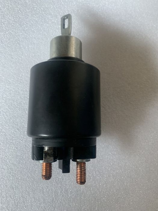 Втягивающее реле BOSCH.