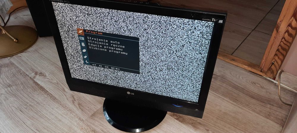 telewizor monitor komputerowy LG Flatron 19 cali