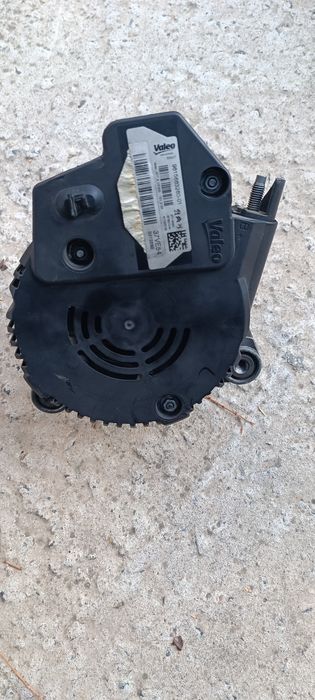 Генератор на Пежо 3008