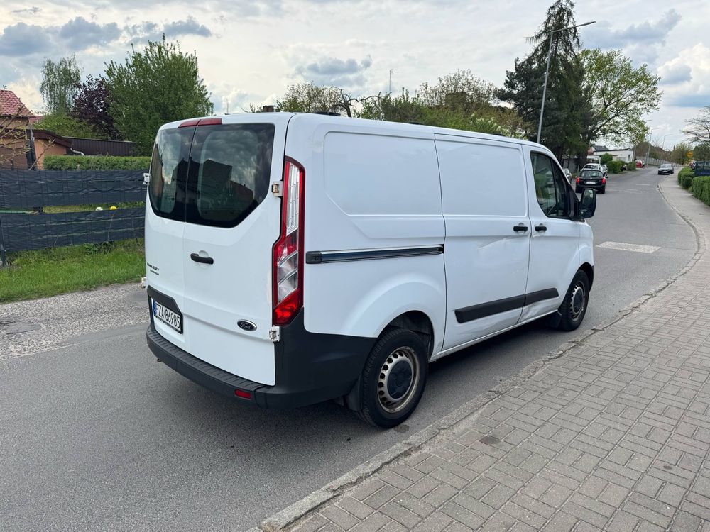 Ford transtit custom