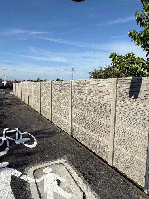 Ogrodzenie betonowe dwustronne o wys. 2,0 m