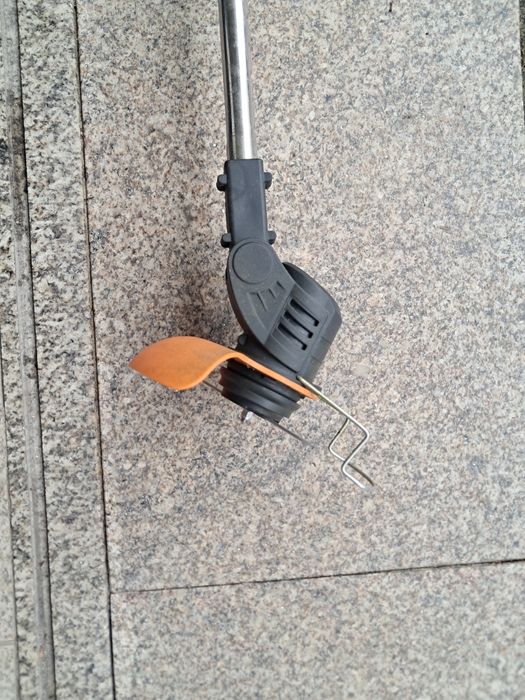 Roçadeira a bateria